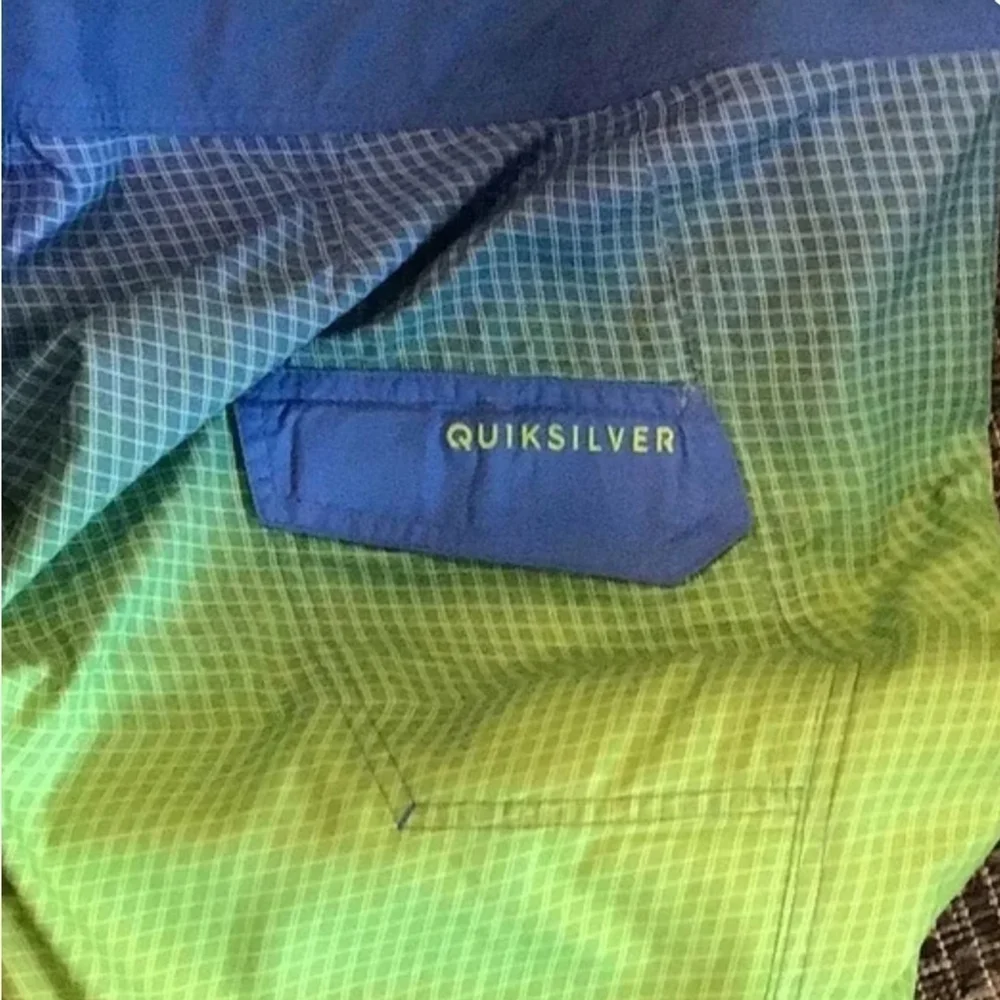 Mems Quiksilver techlite 20” boardshort blue green